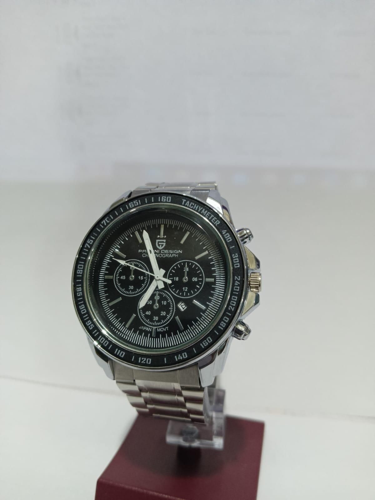 Luxury Menโs Stainless Steel Watch โ Silver Strap, Elegant Analog Design