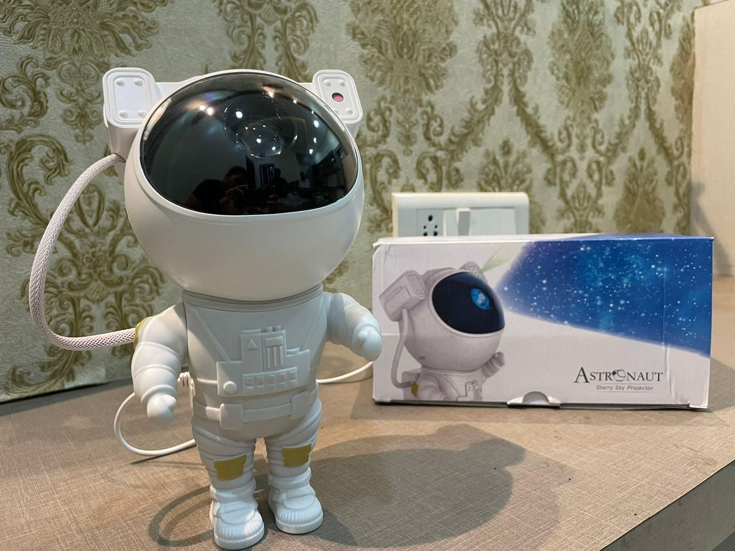 Astronaut Galaxy Projector β 360Β° Magnetic Head Rotation+Remote Control